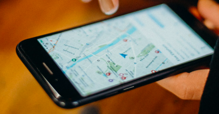 Google Maps app will now allow payment for public transportation and parking