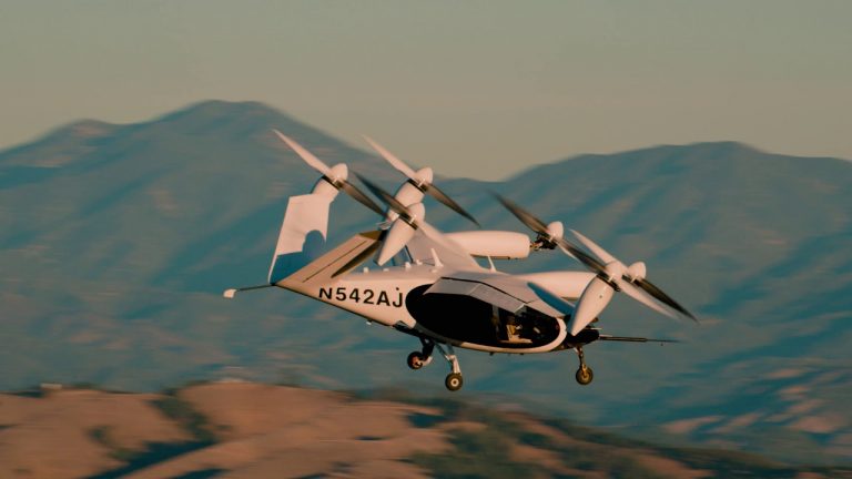 Joby Aviation goes public and reveals its electric aircraft in flight